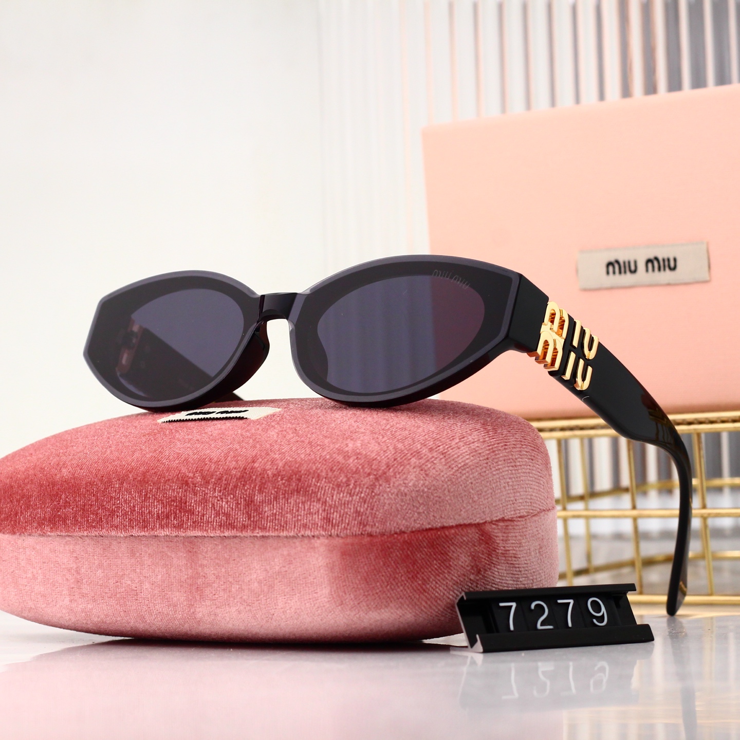 Miu Miu Basic Glasses M