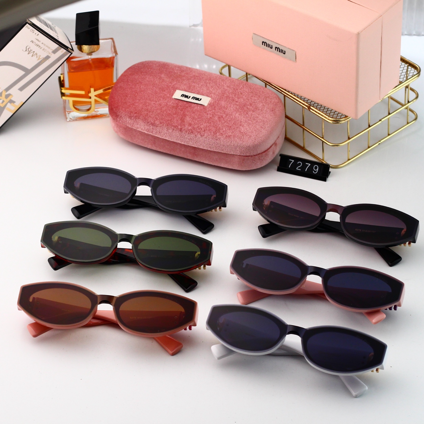 Miu Miu Basic Glasses M