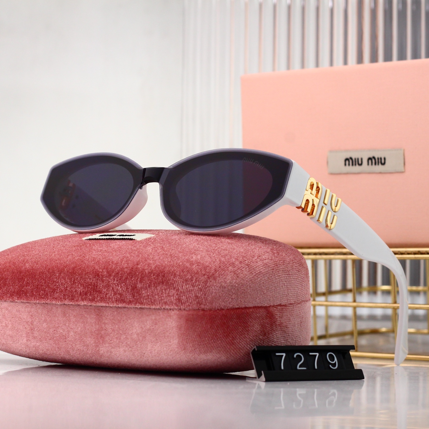 Miu Miu Basic Glasses M