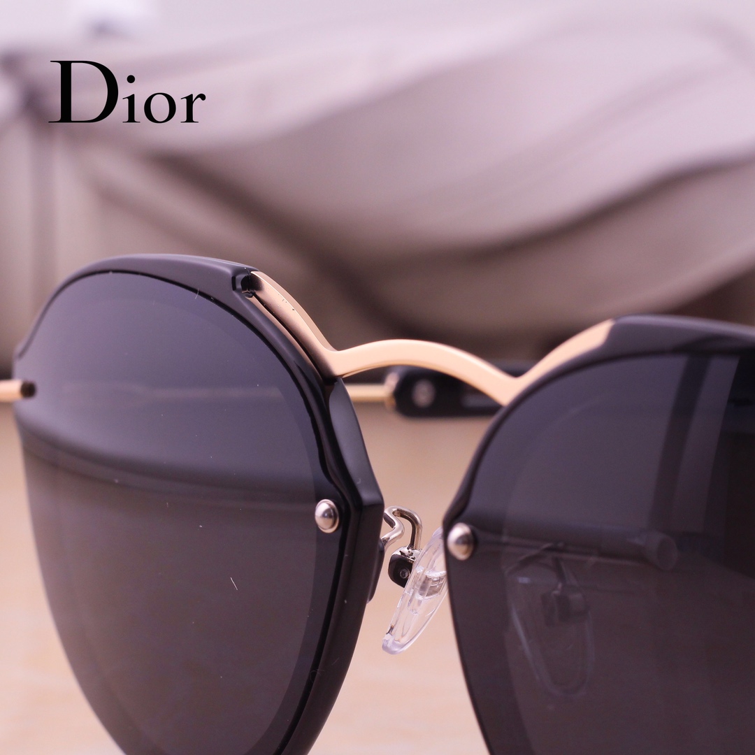 Dior Basic Glasses