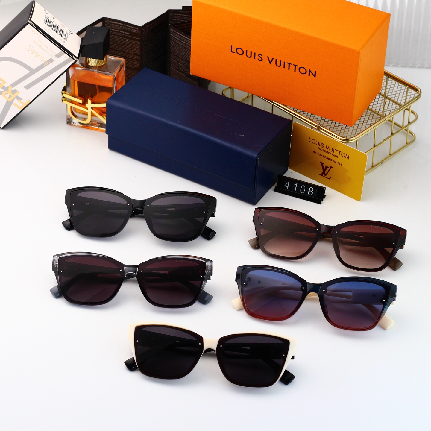 Louis Vuitton Basic Glasses L