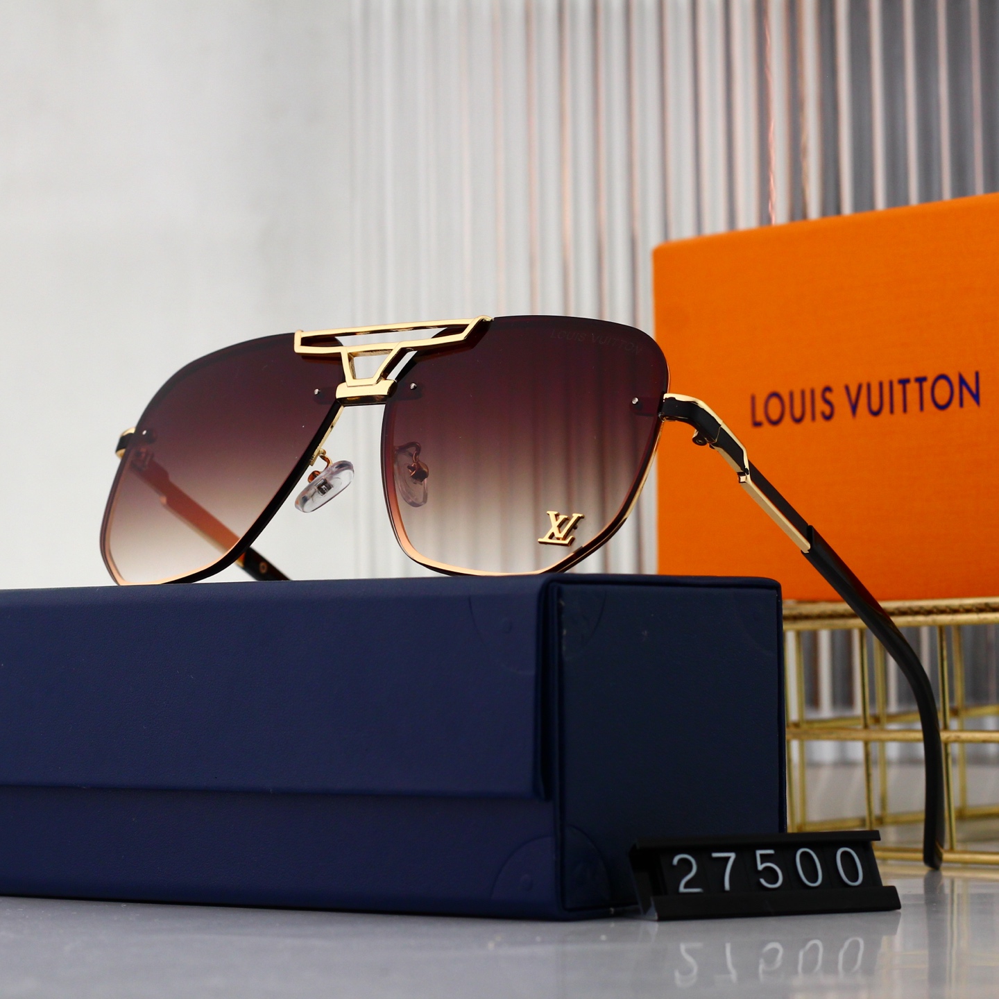 Louis Vuitton Sunglasses L