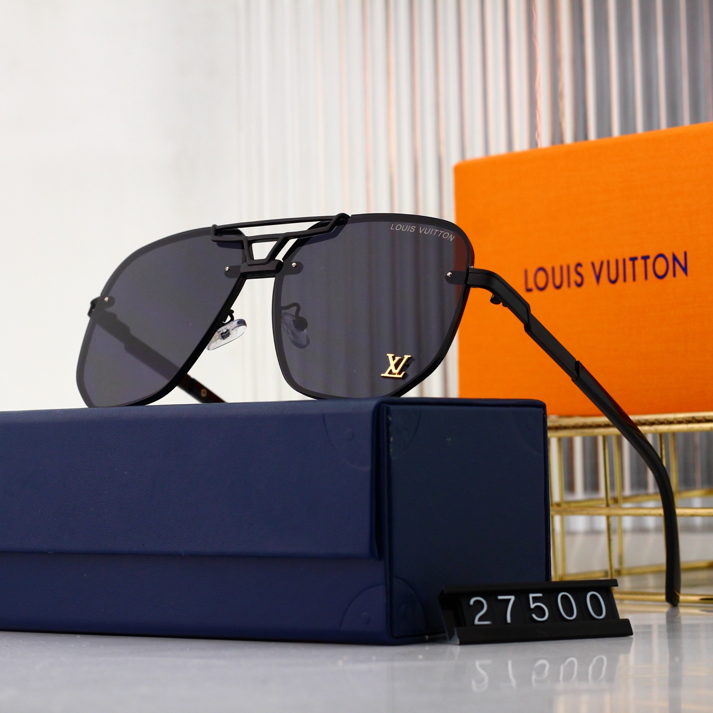 Louis Vuitton Sunglasses L