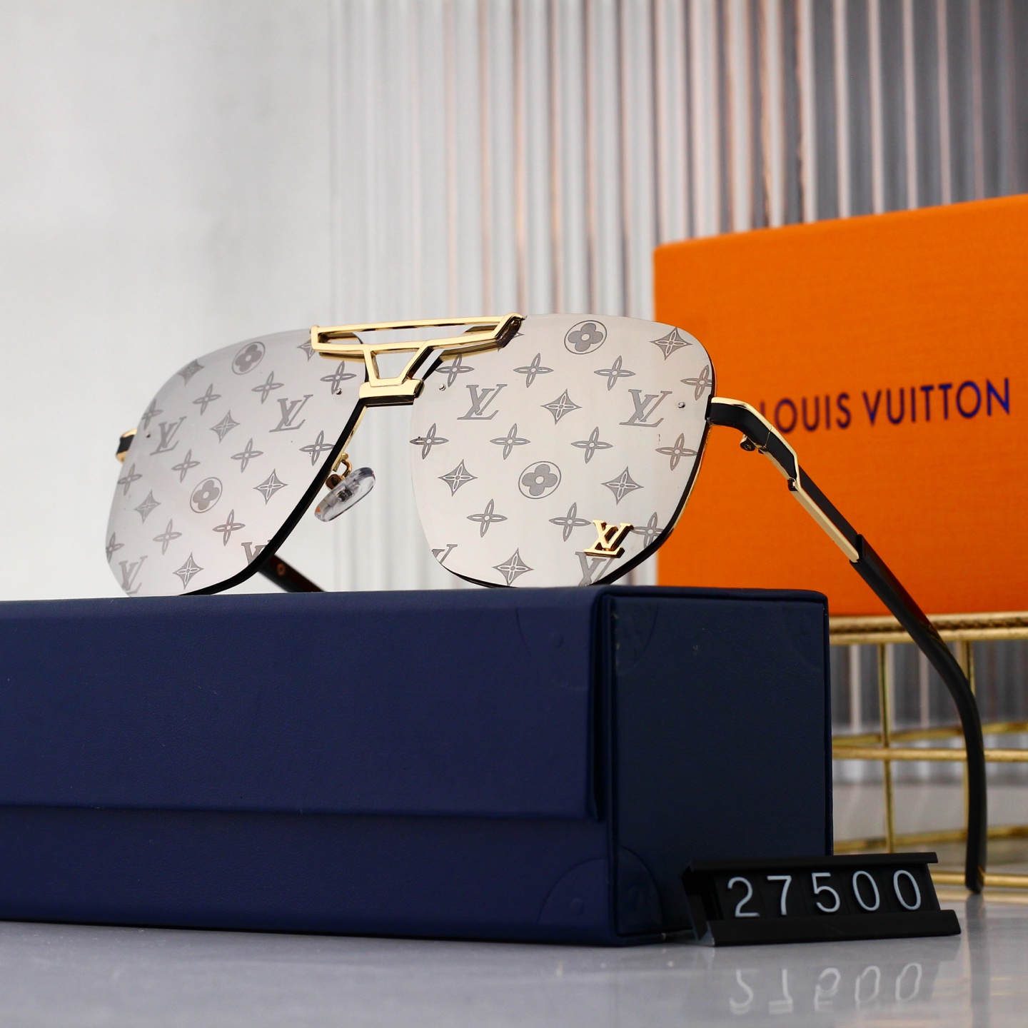 Louis Vuitton Sunglasses L