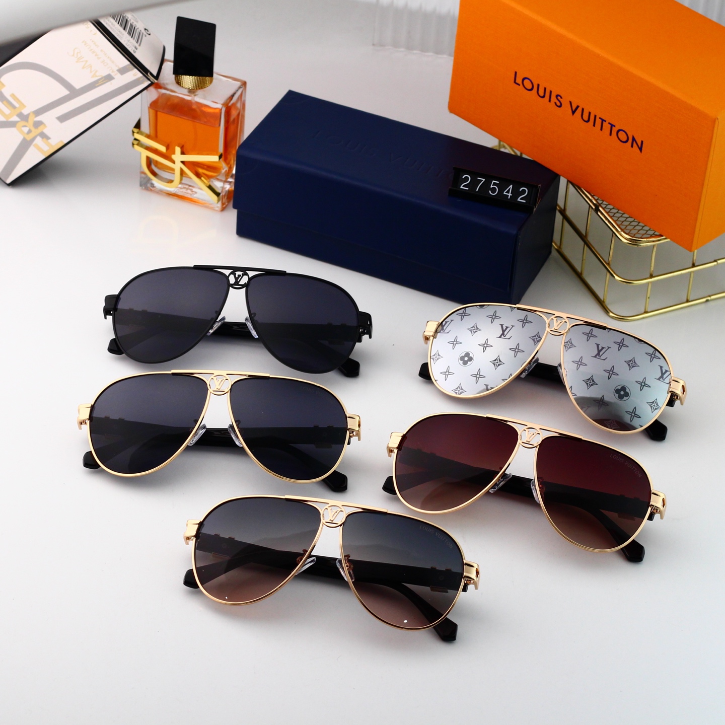 Louis Vuitton Sunglasses L