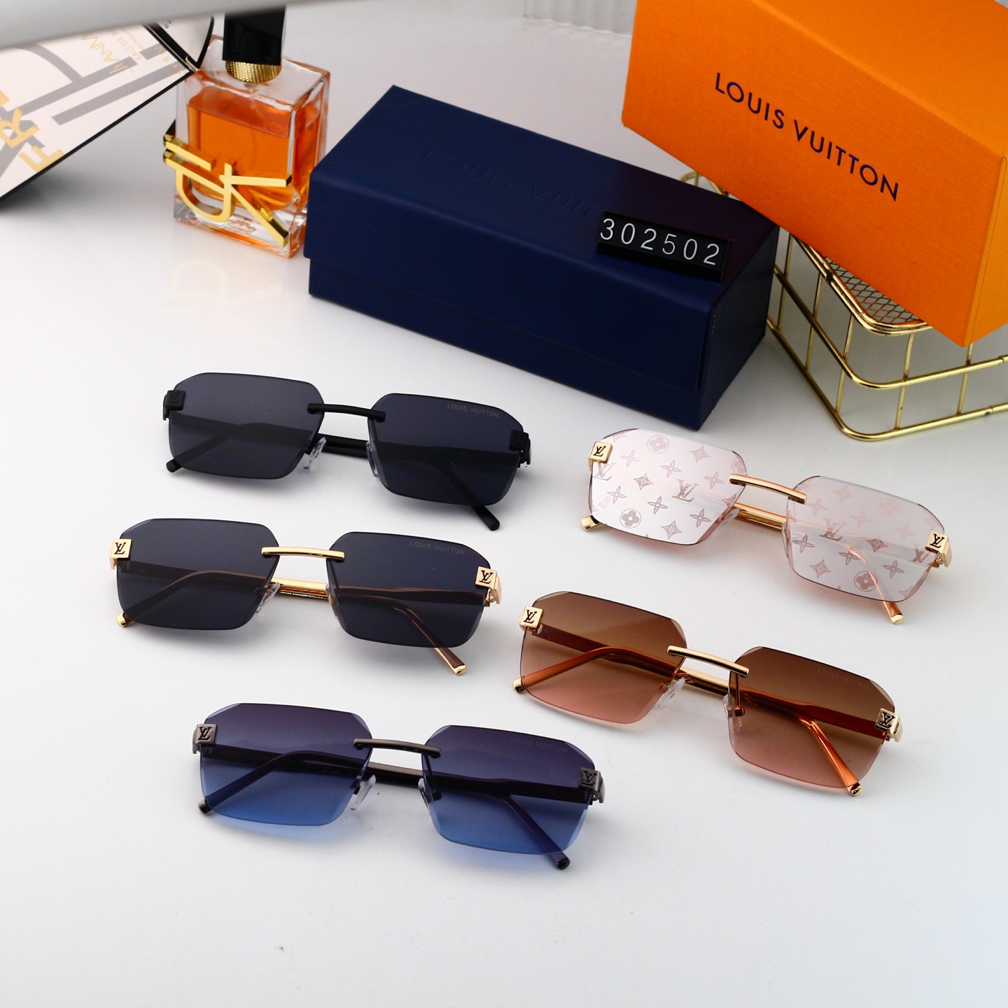 Louis Vuitton Sunglasses L