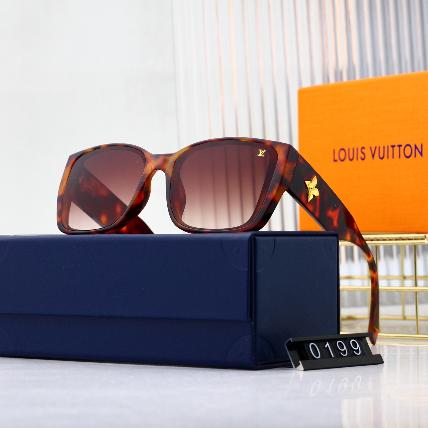 Louis Vuitton Basic Glasses L