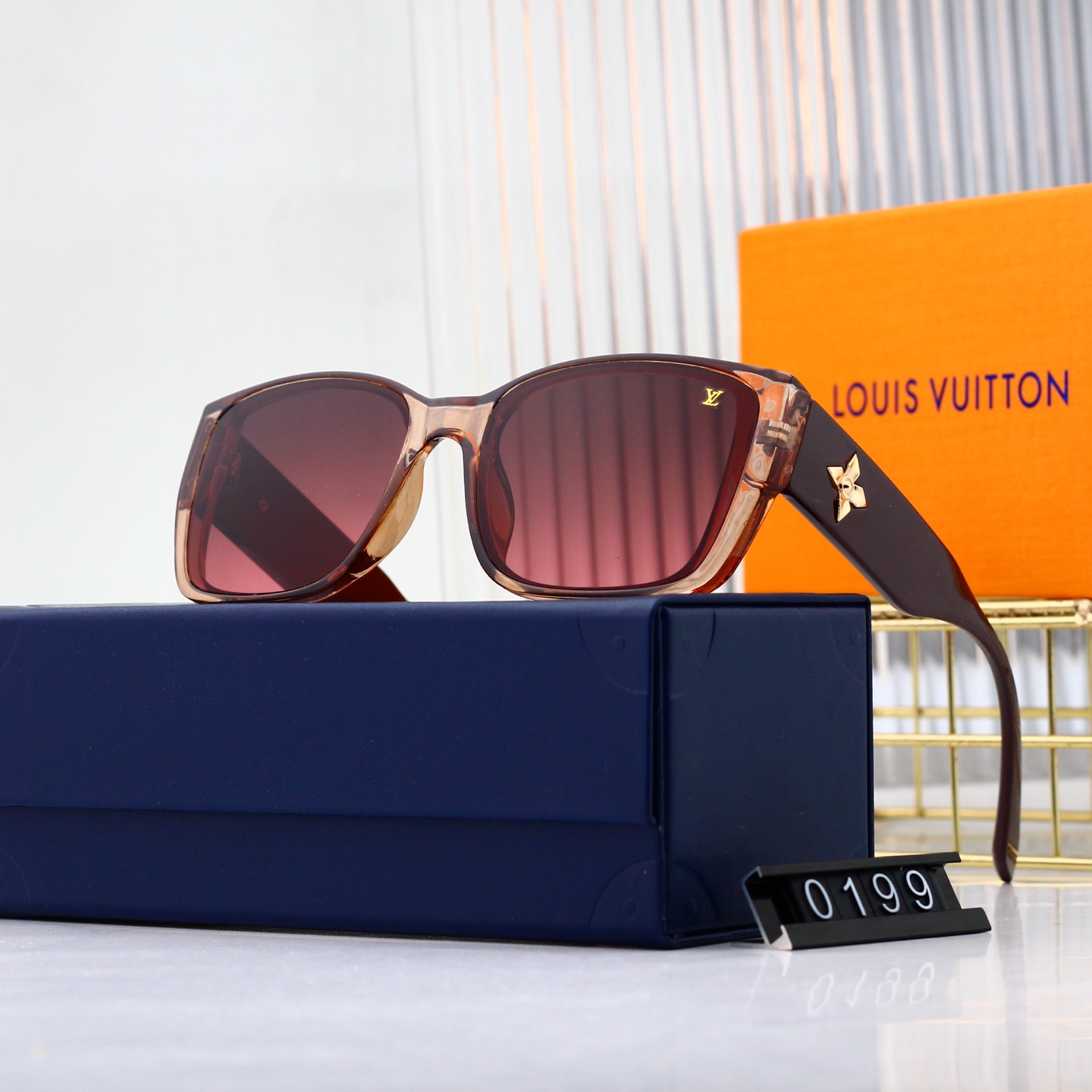 Louis Vuitton Basic Glasses L