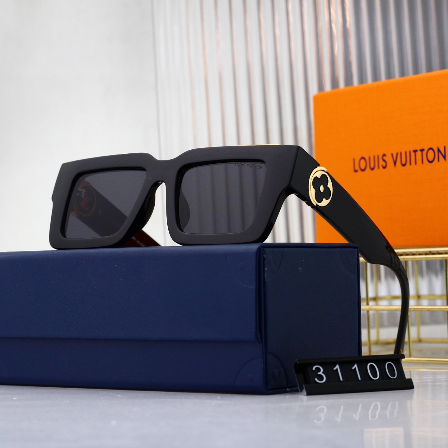 Louis Vuitton Basic Glasses L