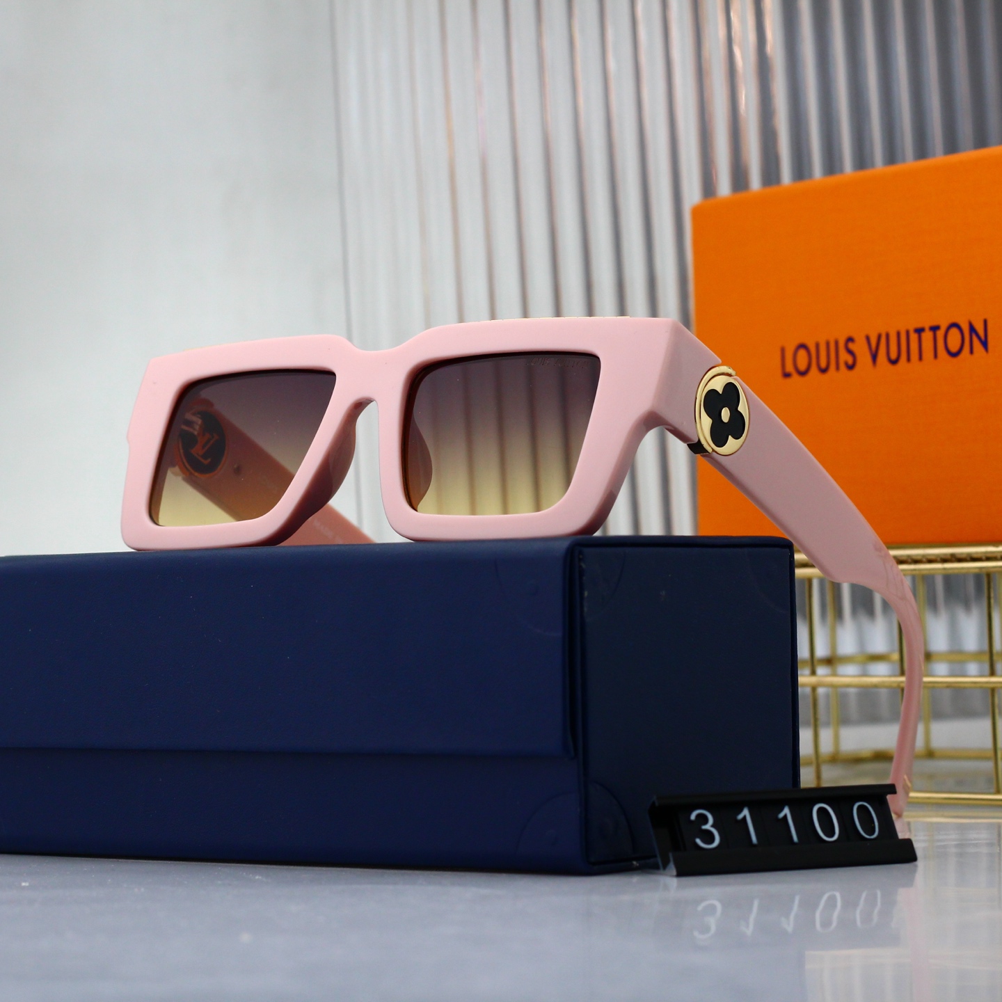 Louis Vuitton Basic Glasses L