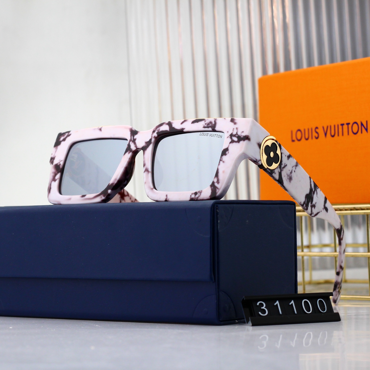 Louis Vuitton Basic Glasses L