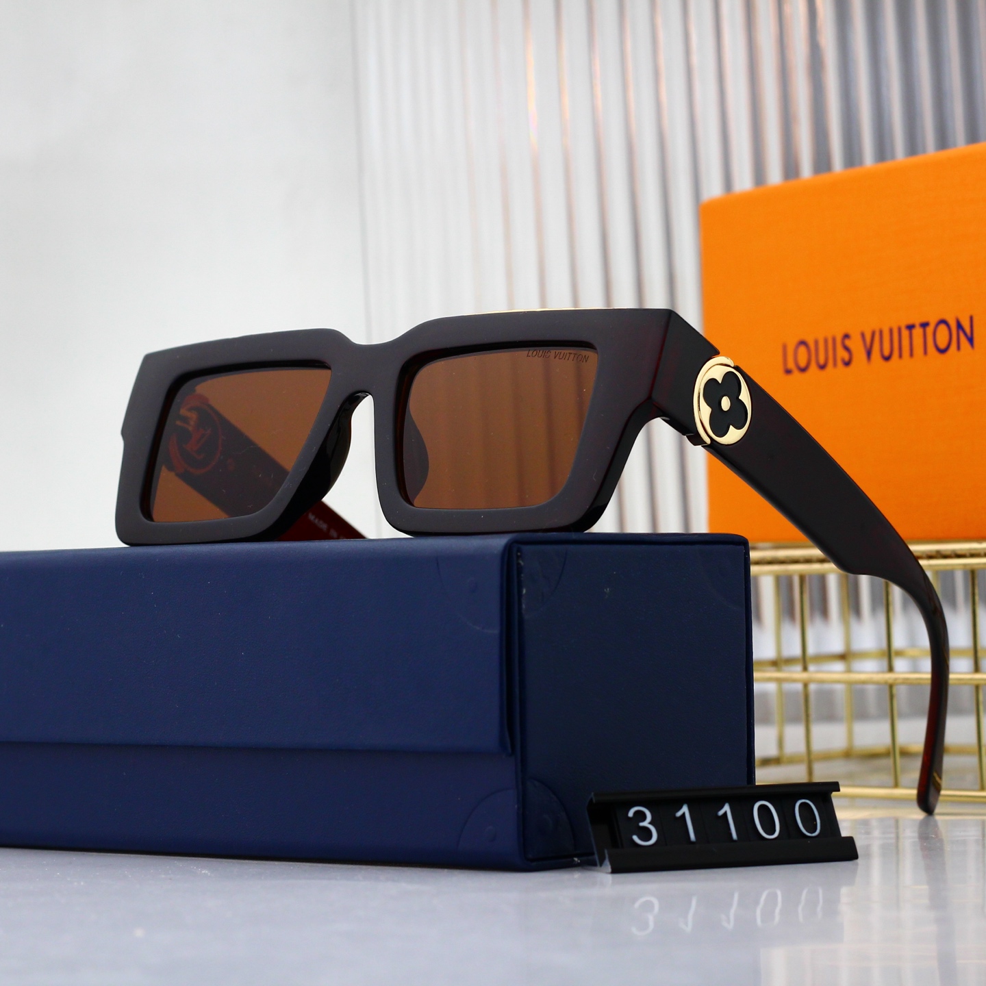Louis Vuitton Basic Glasses L