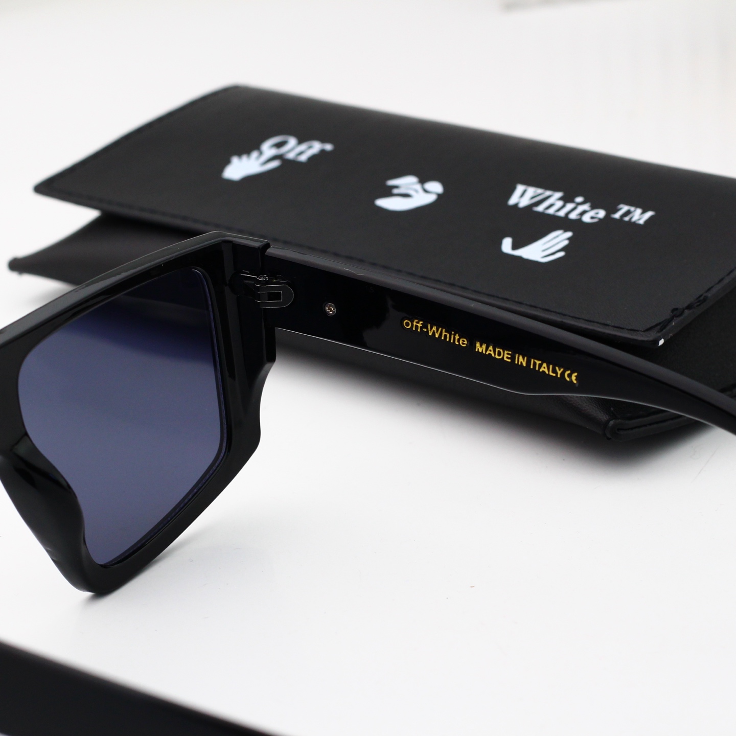 Off White Basic Glasses