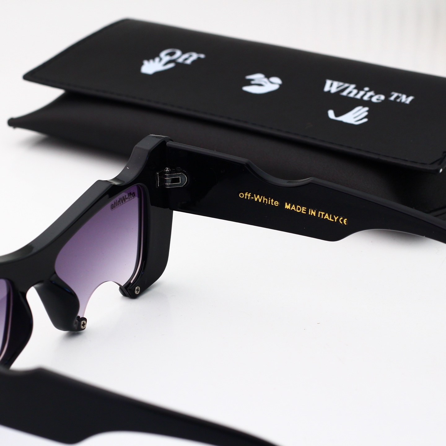 Off White Basic Glasses