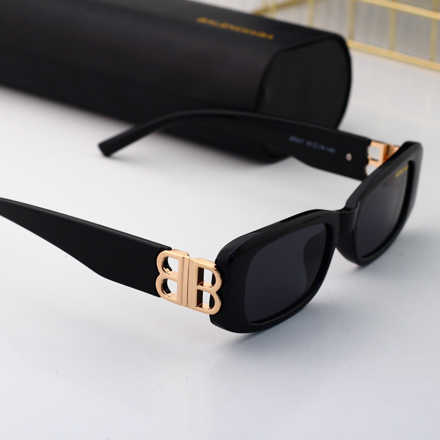 Balenciaga Basic Glasses