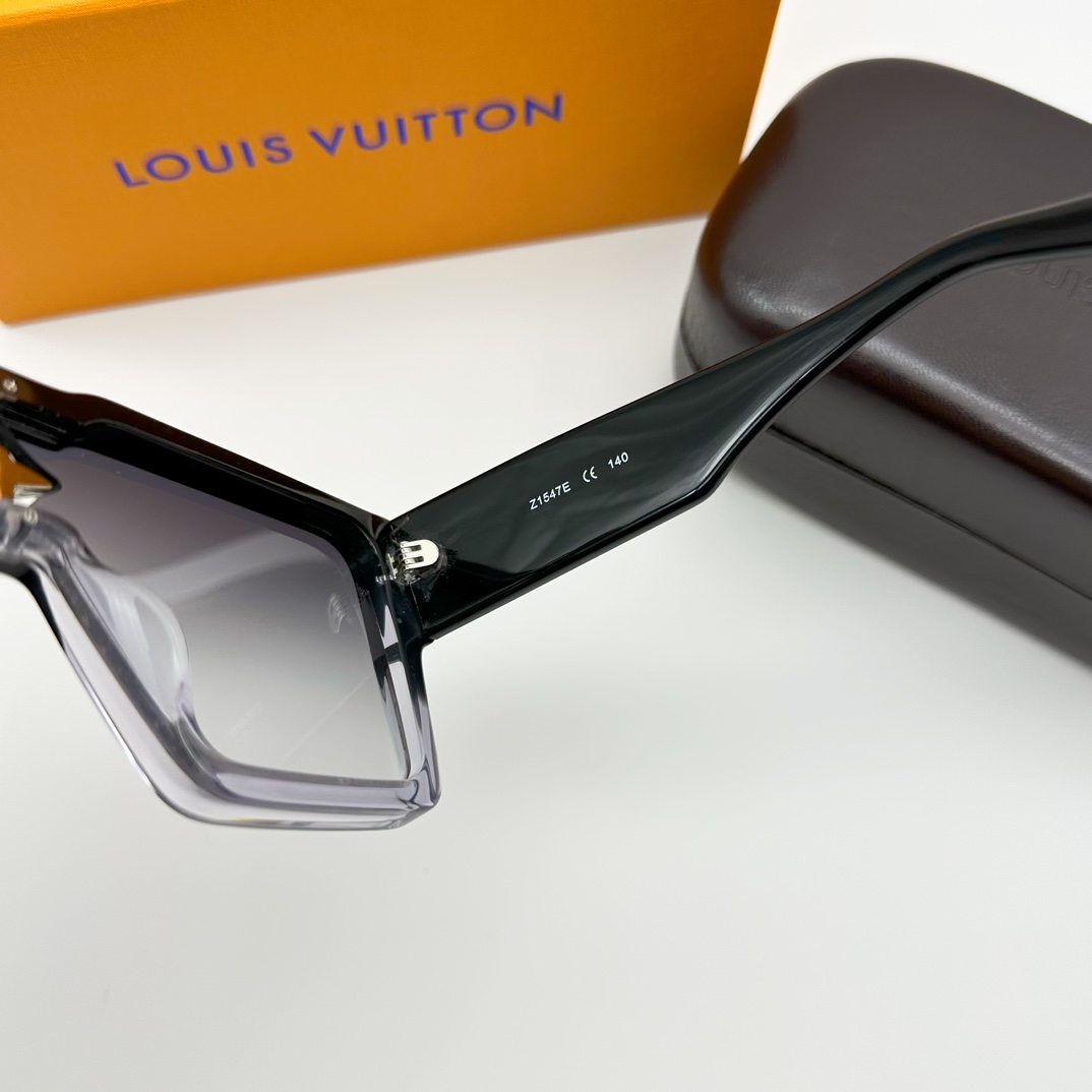 Louis Vuitton Basic Glasses L
