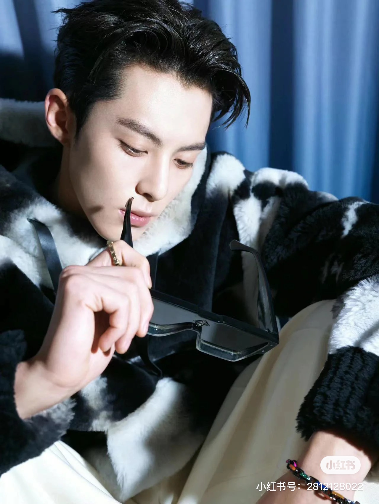 Louis Vuitton Basic Glasses L