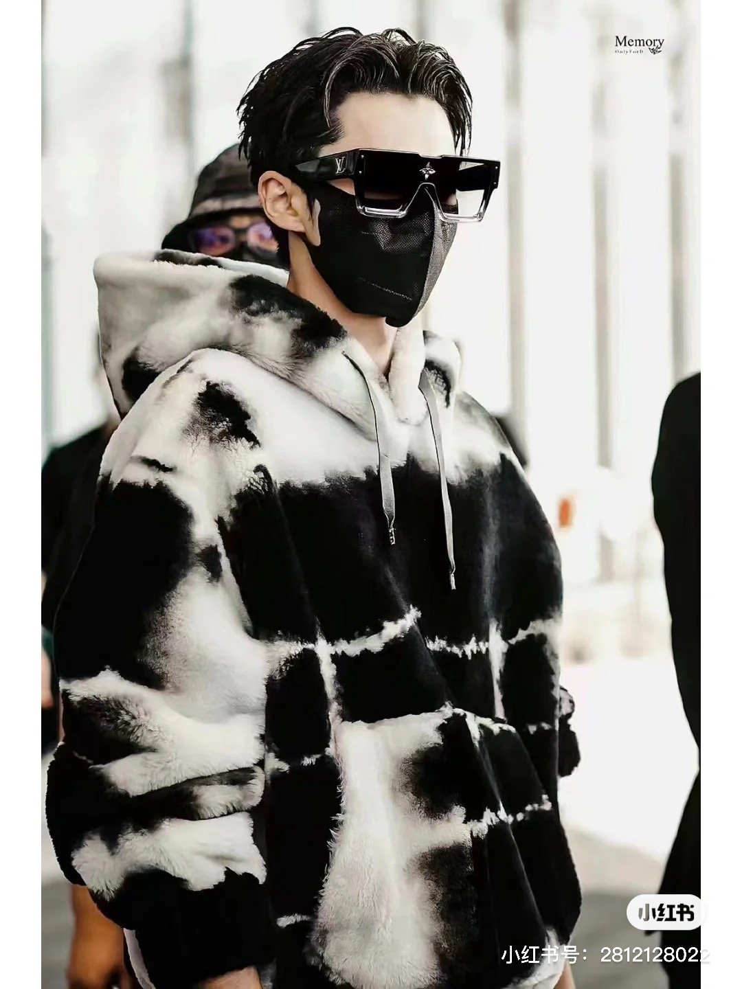 Louis Vuitton Basic Glasses L