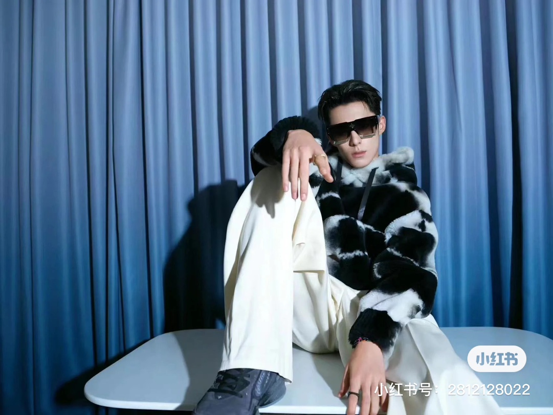 Louis Vuitton Basic Glasses L