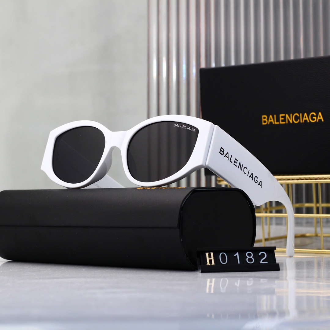 Balenciaga Basic Glasses
