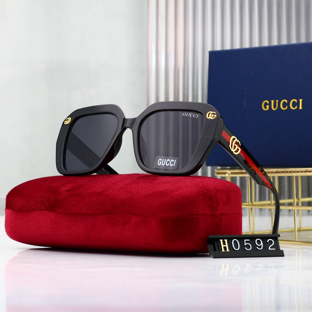 Gucci Basic Glasses
