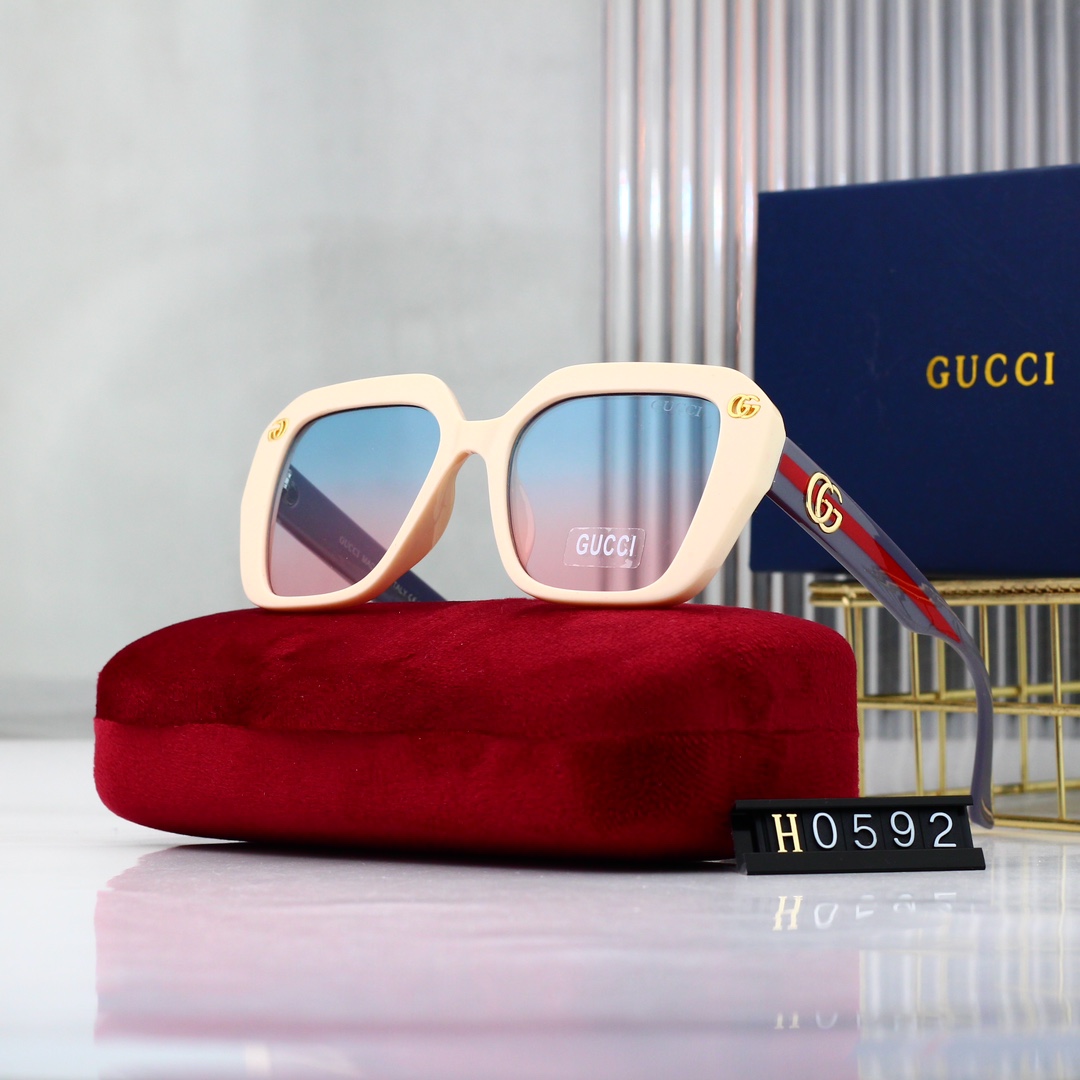 Gucci Basic Glasses