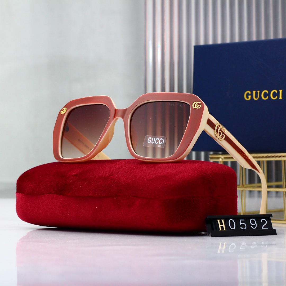 Gucci Basic Glasses