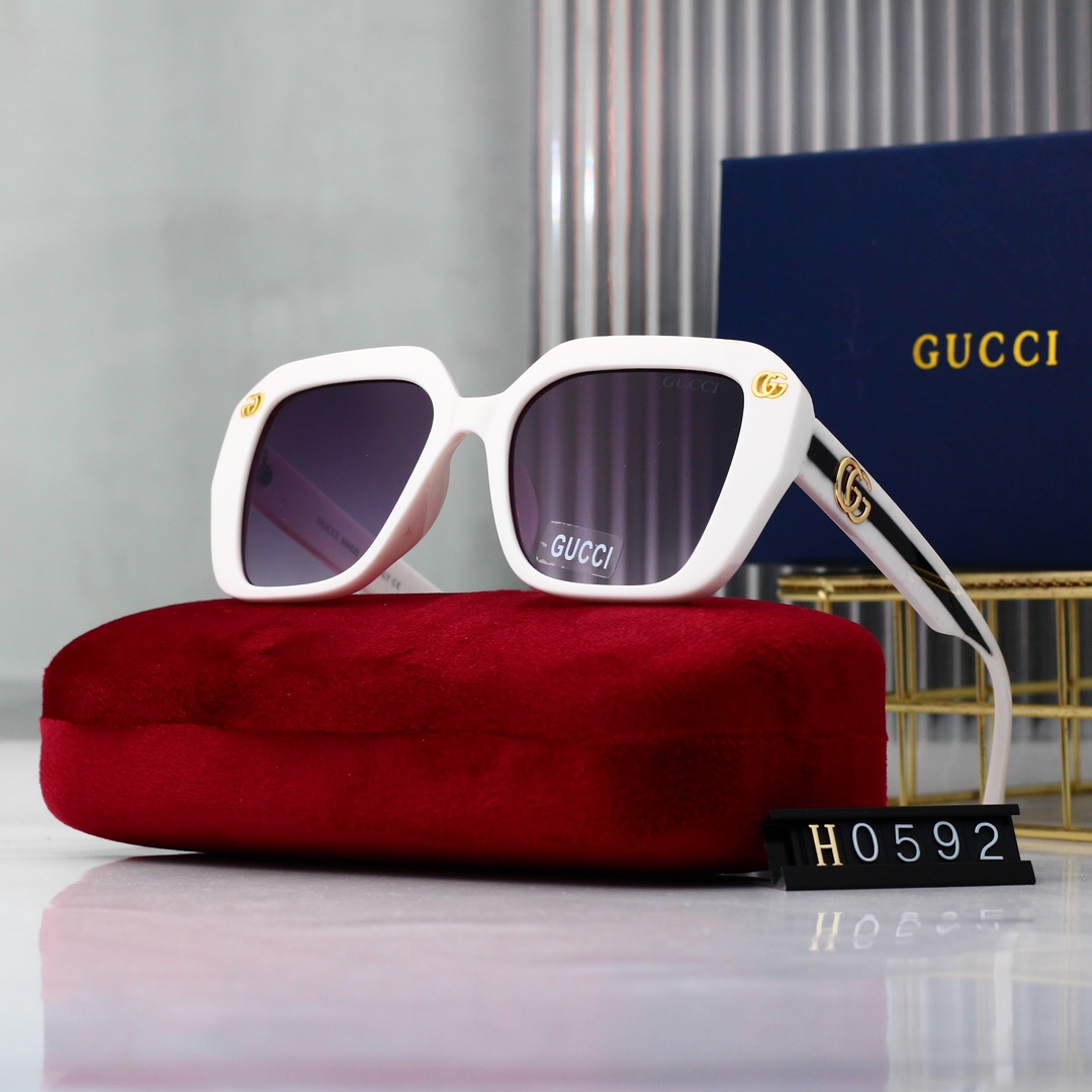 Gucci Basic Glasses