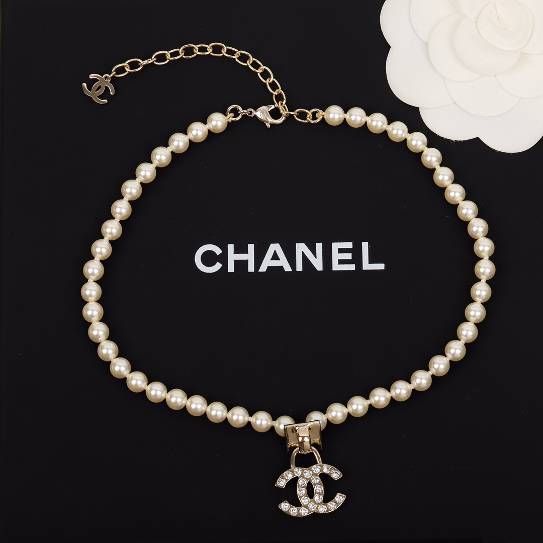 Chanel Basic Jewelry L