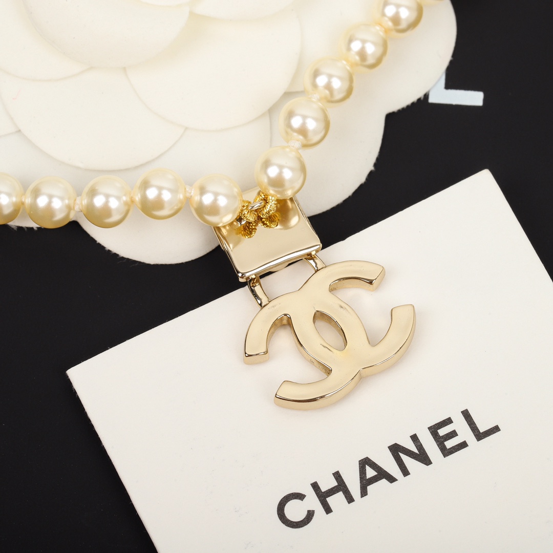Chanel Basic Jewelry L