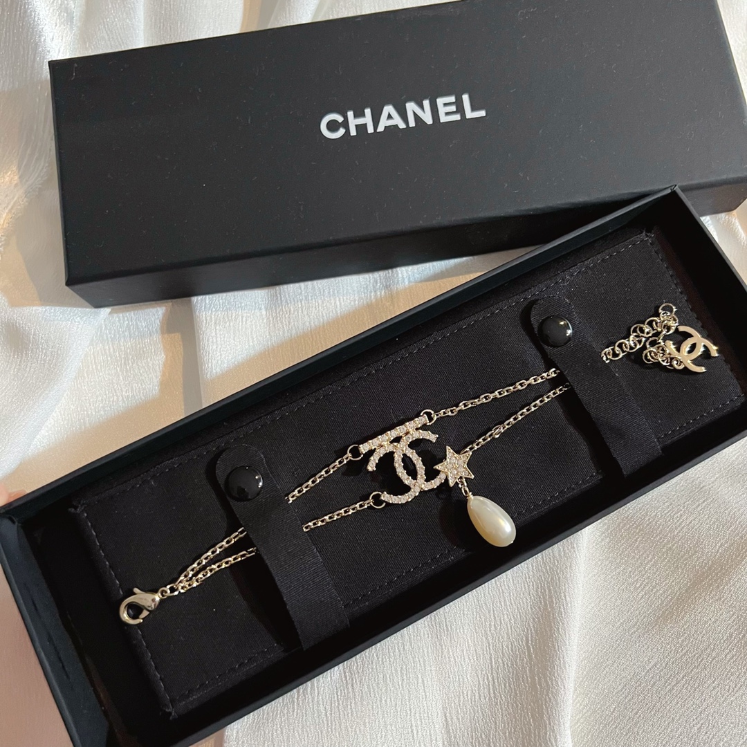 Chanel Bracelet Pearl