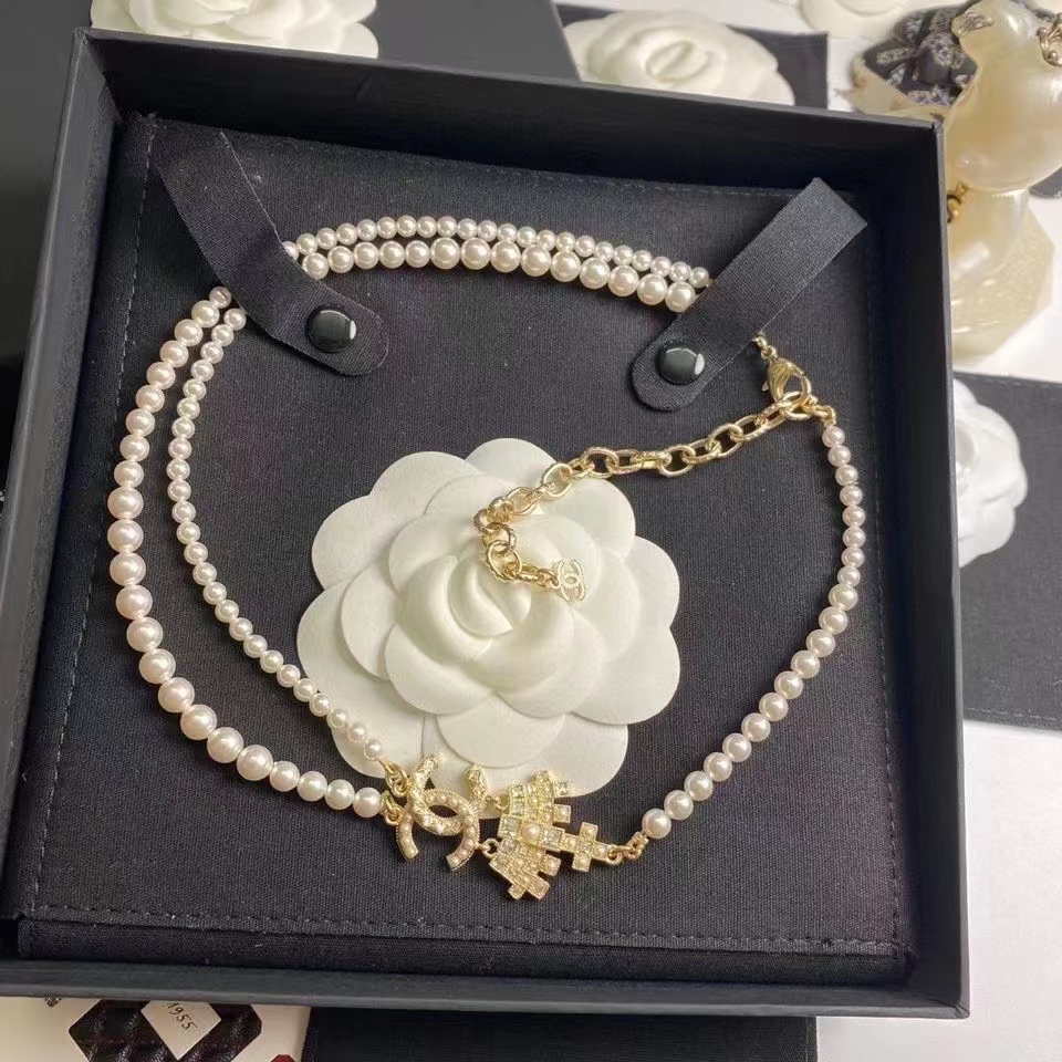 Chanel Necklace Pearl