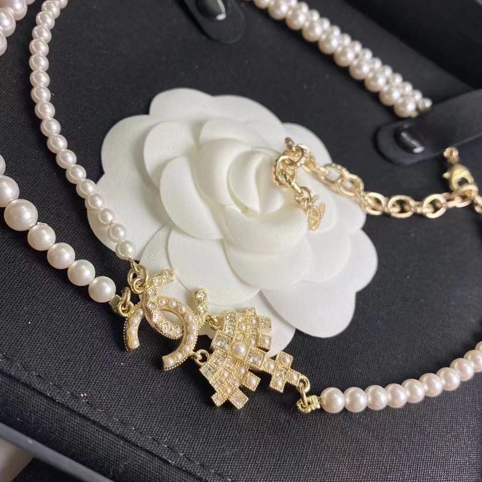 Chanel Necklace Pearl