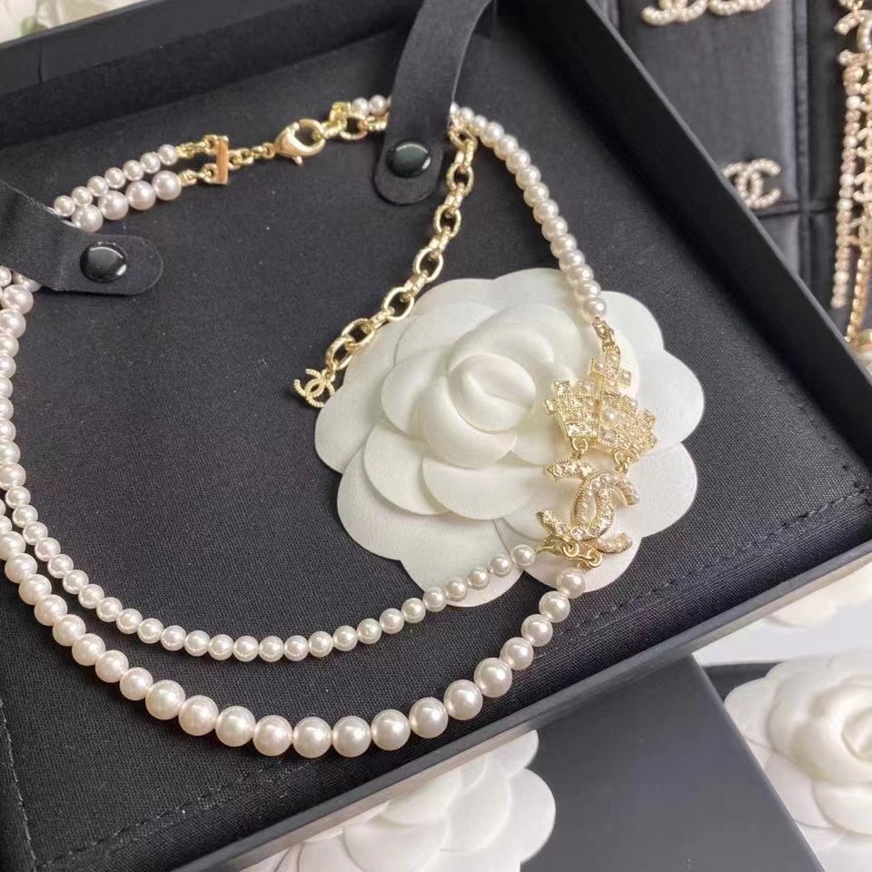 Chanel Necklace Pearl