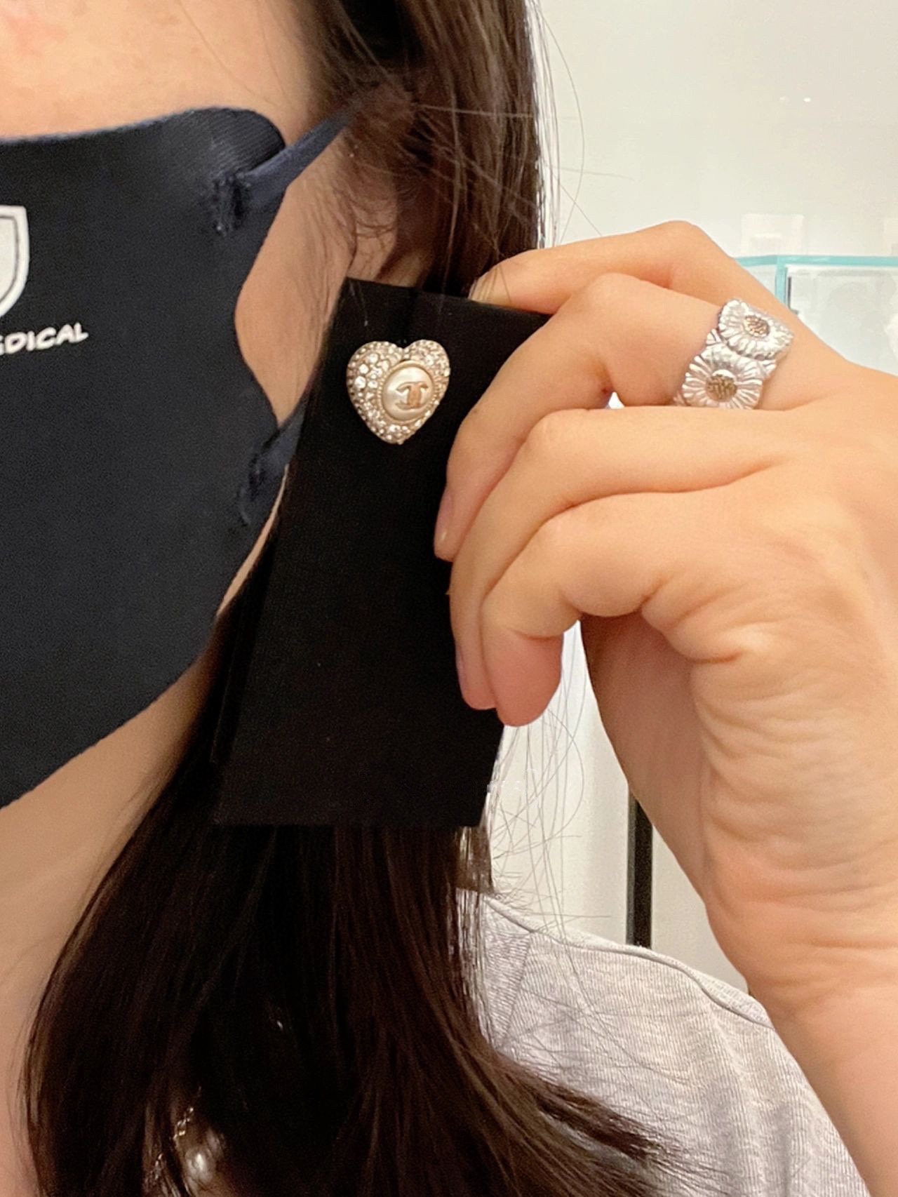 Chanel Earrings Inlaid L