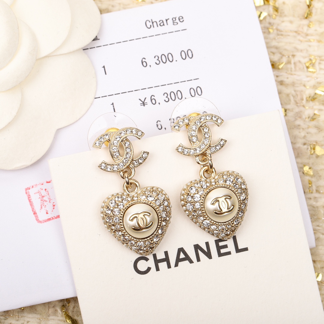 Chanel Earrings Inlaid L