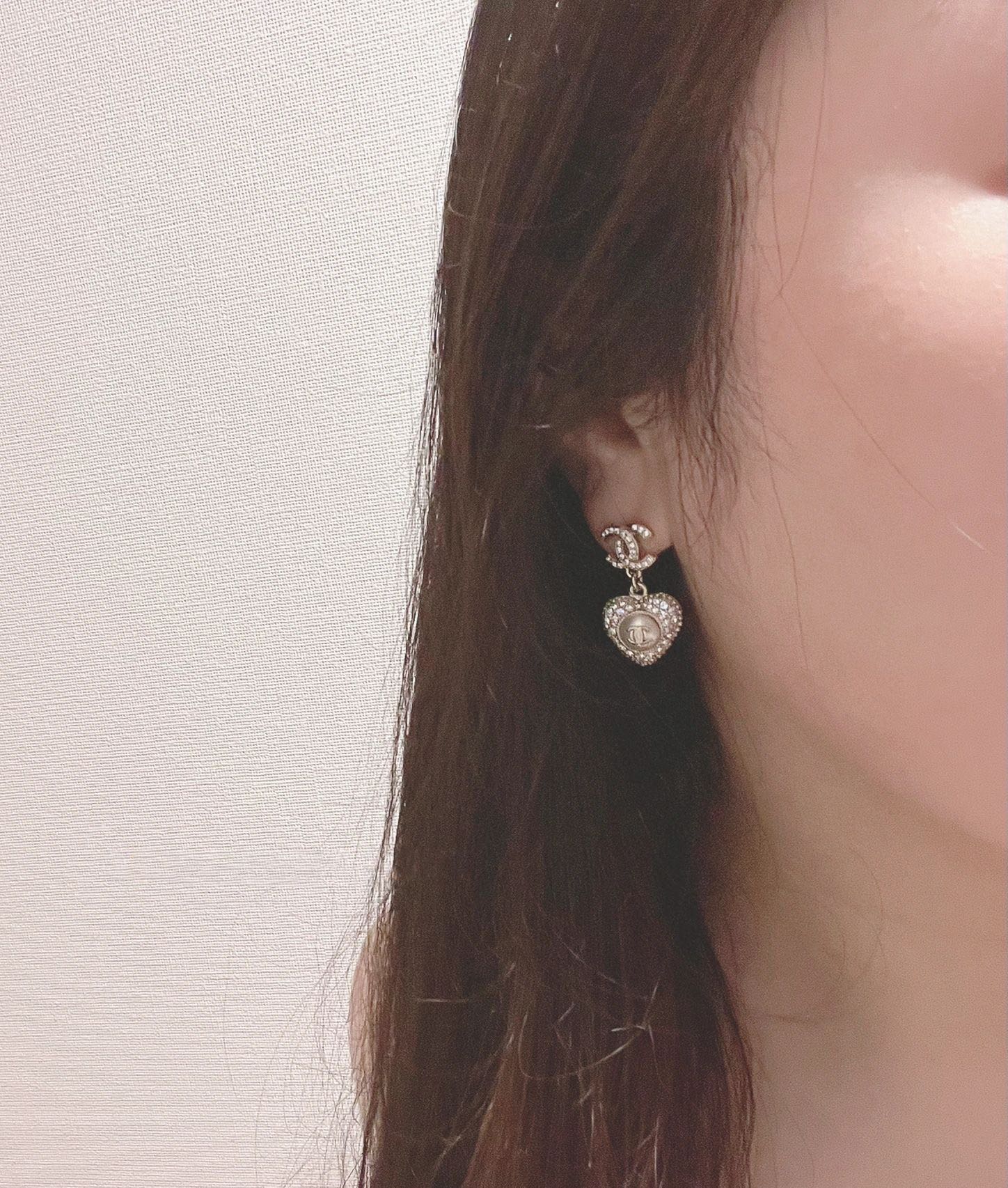 Chanel Earrings Inlaid L