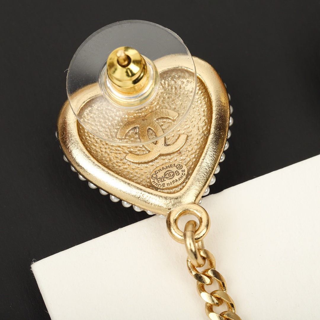 Chanel Earrings Inlaid L