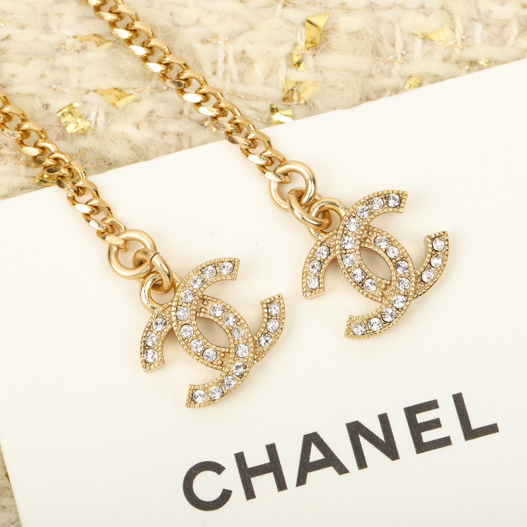 Chanel Earrings Inlaid L