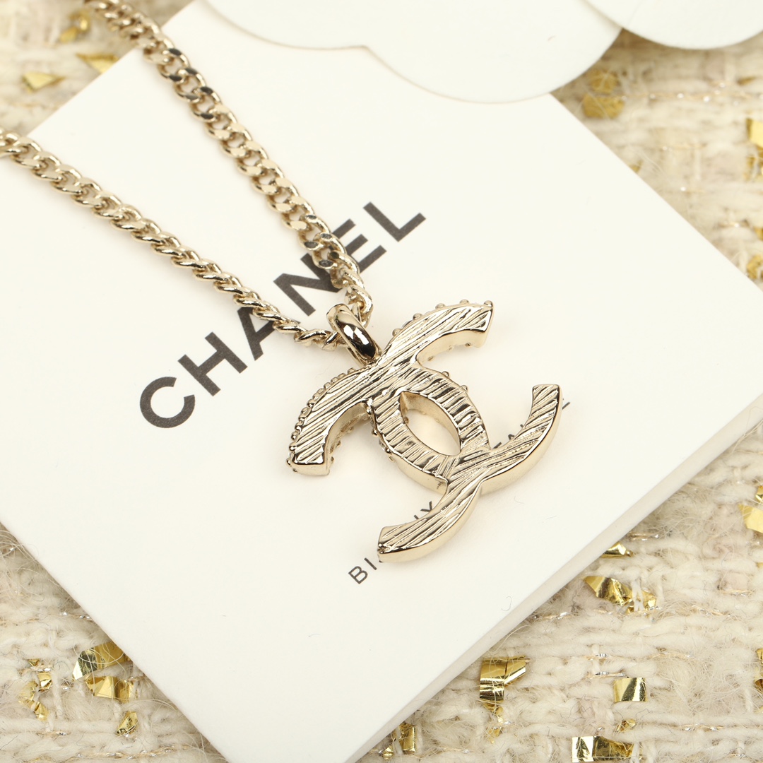 Chanel Necklace L