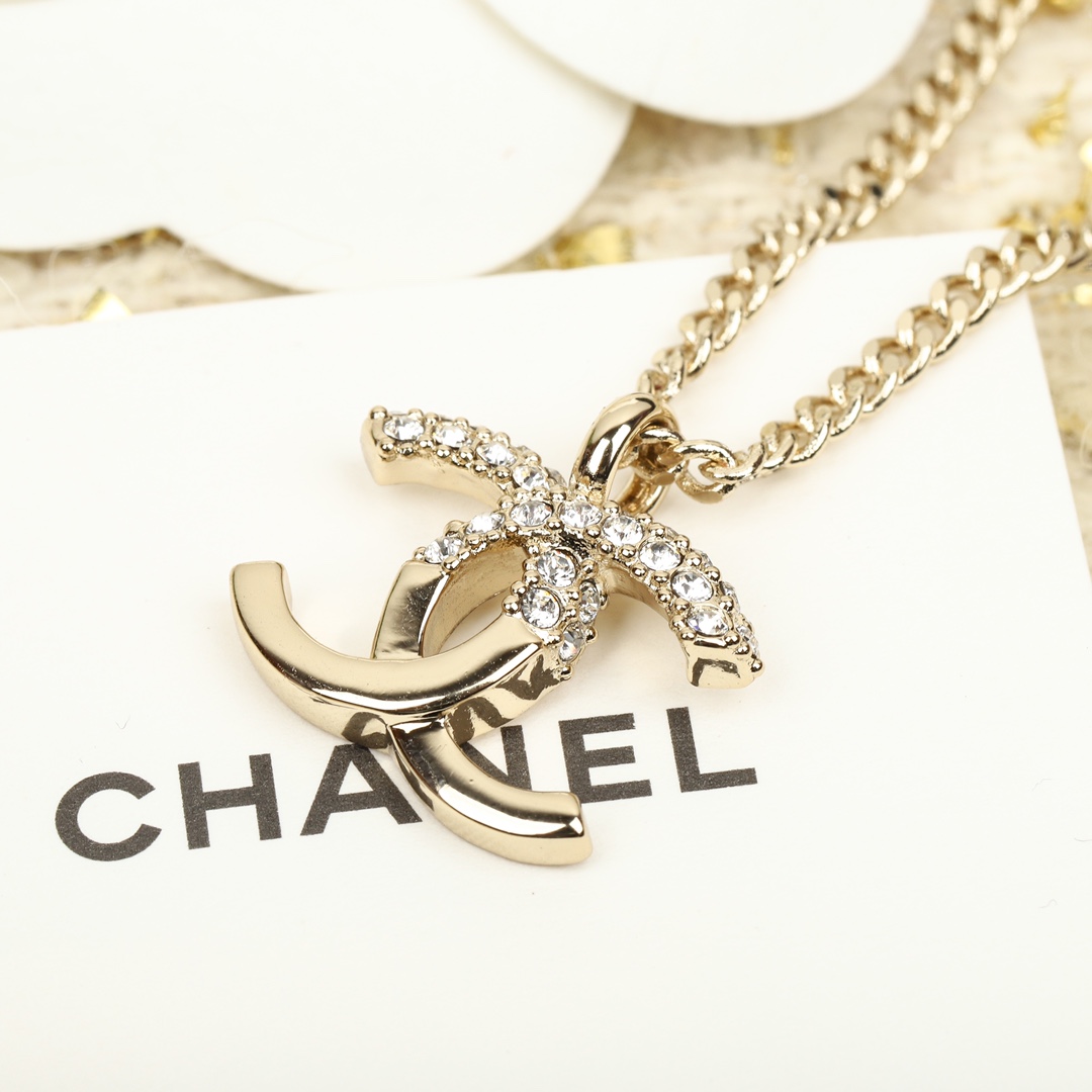 Chanel Necklace L
