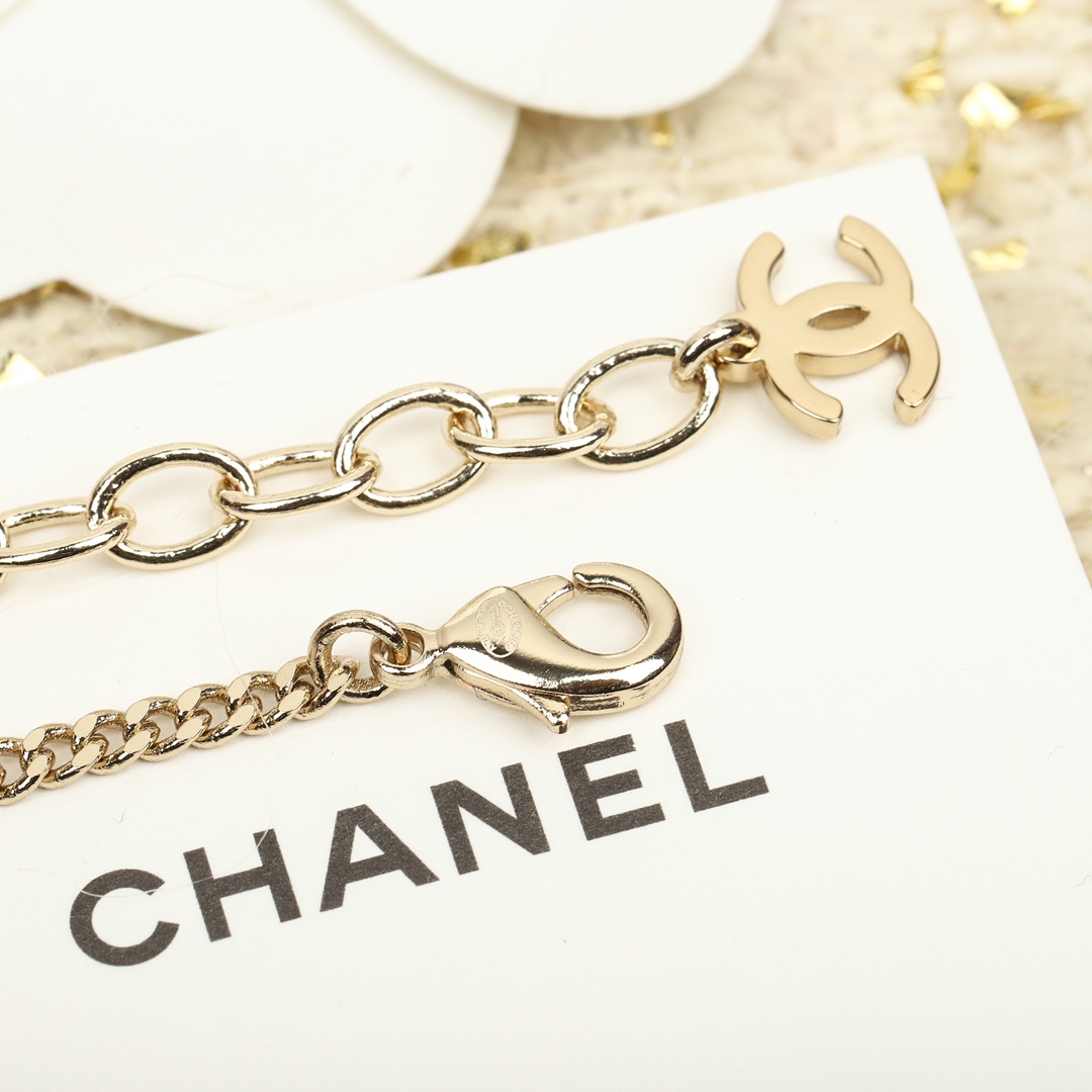 Chanel Necklace L