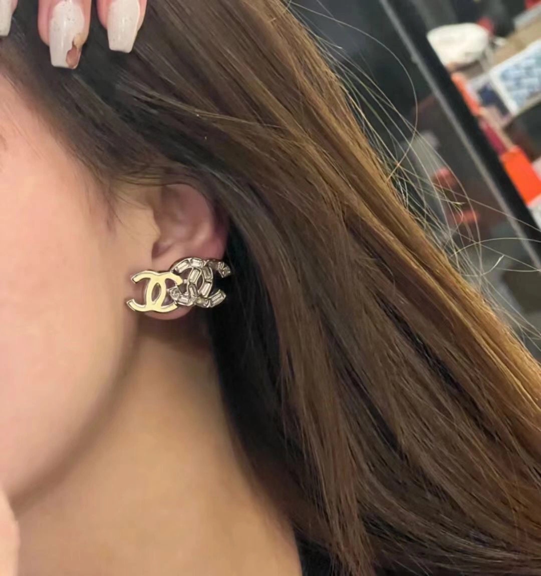 Chanel Earrings L