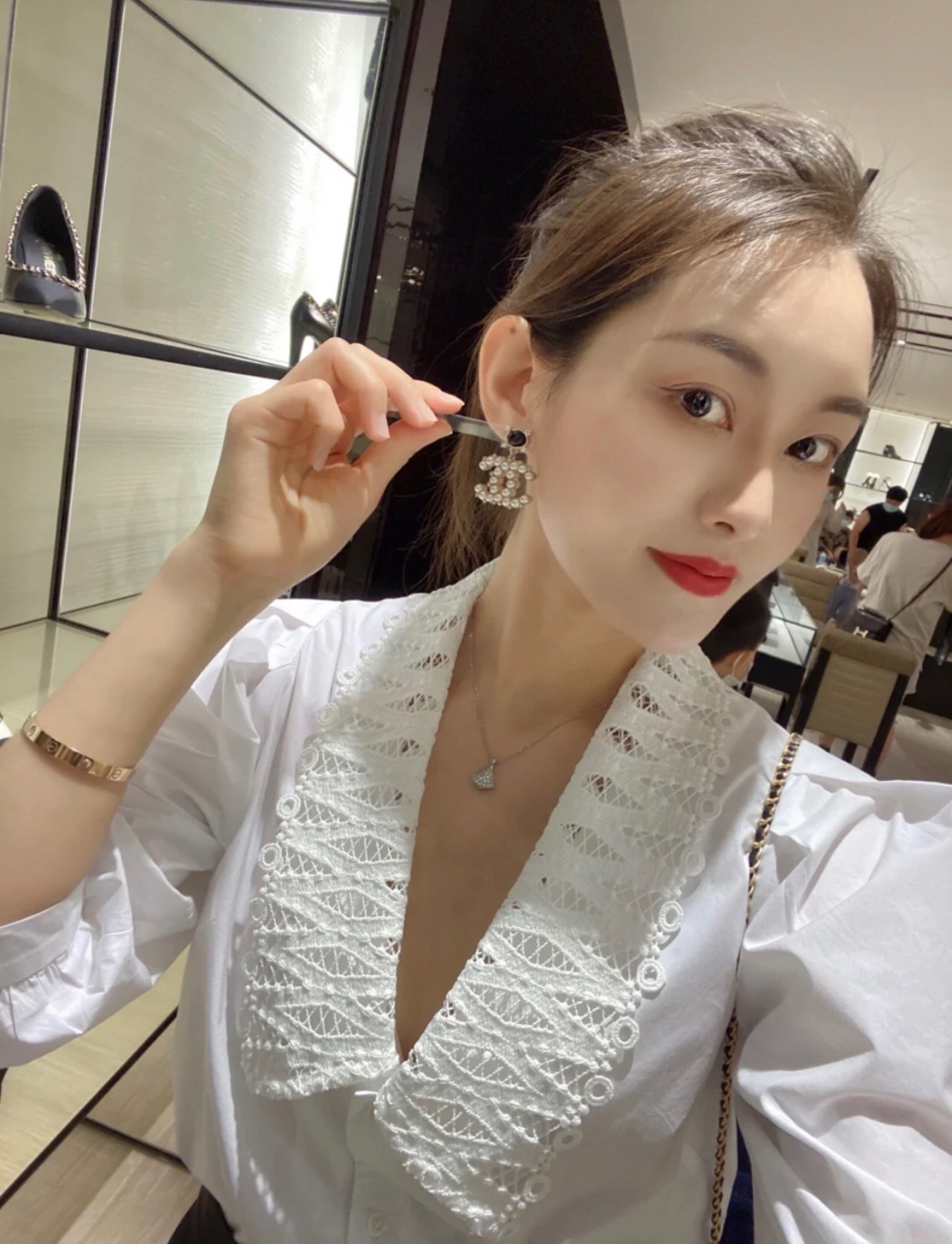 Chanel Female Earrings Pearl L