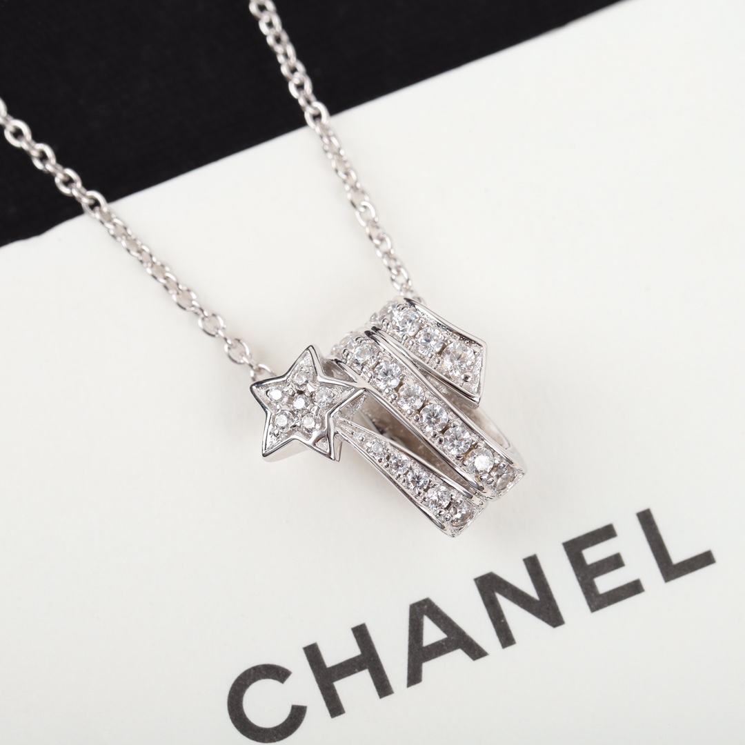 Chanel Necklace L