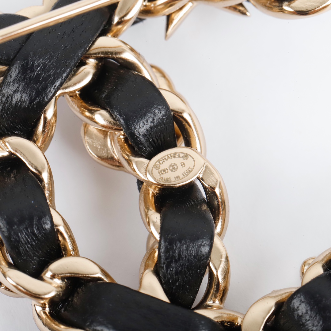 Chanel Brooch Pearl S-l