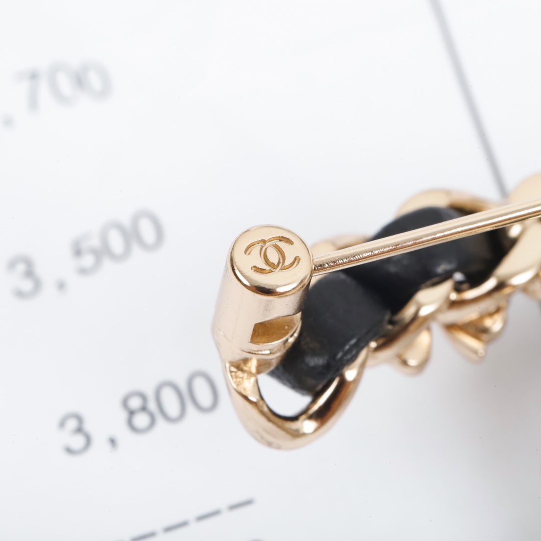 Chanel Brooch Pearl S-l