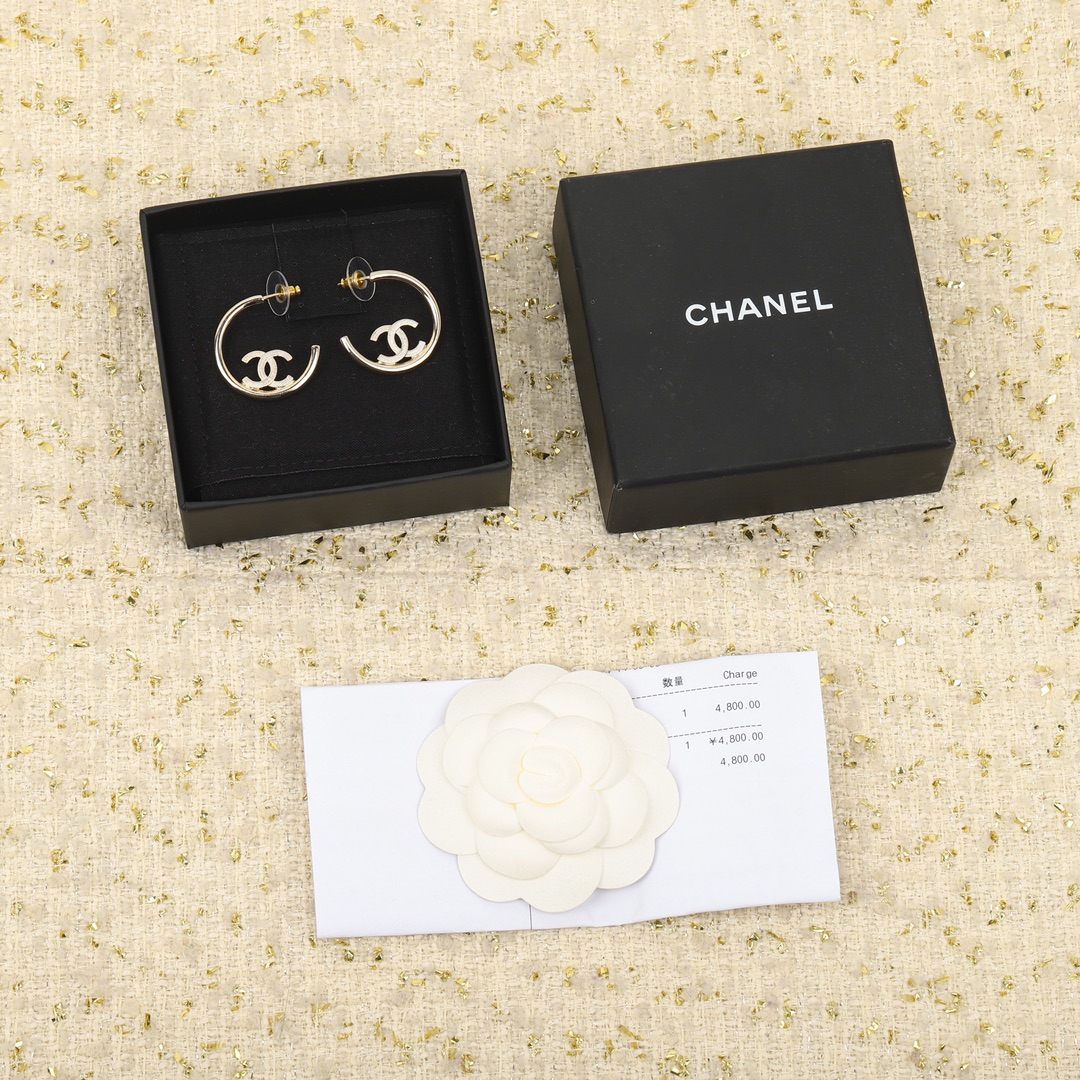 Chanel Earrings L