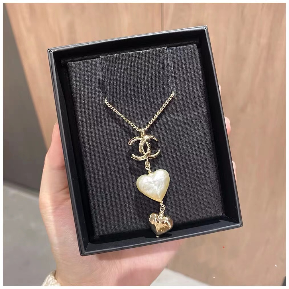 Chanel Necklace Pearl Gold L