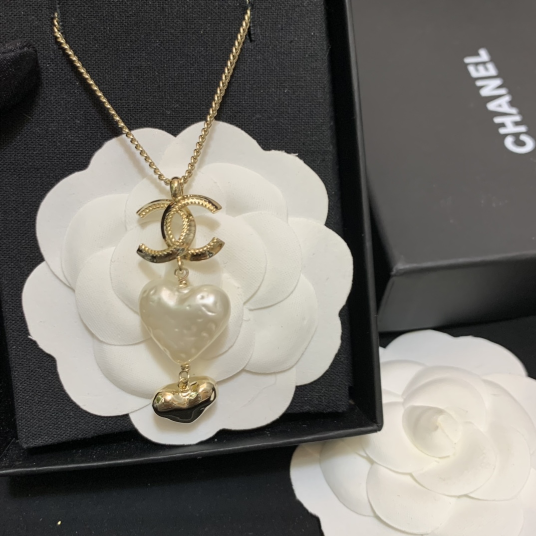 Chanel Necklace Pearl Gold L
